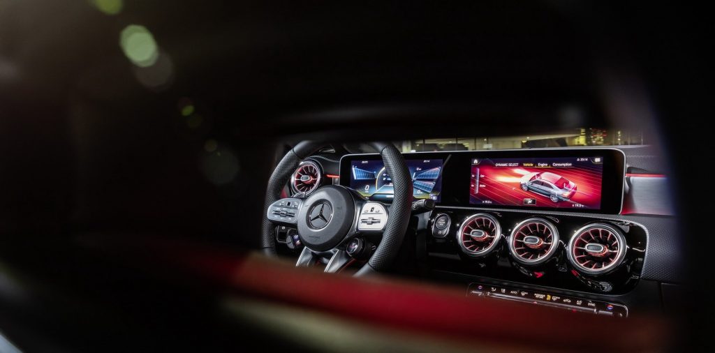 مرسيدس AMG CLA 35 الجديدة عالية الأداء تنطلق رسمياً